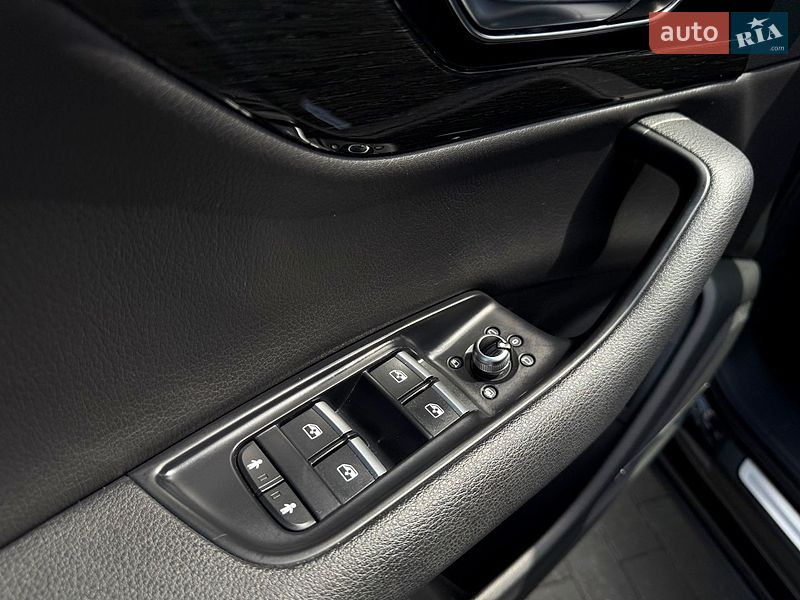 Позашляховик / Кросовер Audi Q7 2017 в Одесі