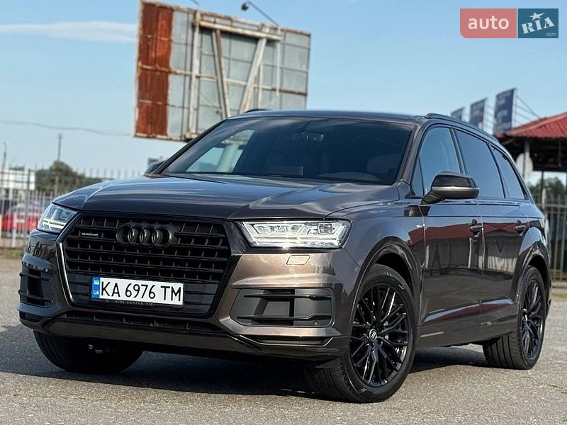 Внедорожник / Кроссовер Audi Q7 2016 в Киеве