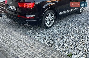 Позашляховик / Кросовер Audi Q7 2015 в Калуші