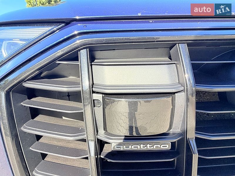 Позашляховик / Кросовер Audi Q7 2021 в Рівному