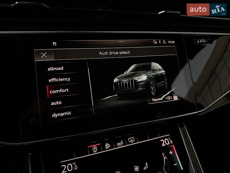 Внедорожник / Кроссовер Audi Q7 2020 в Мукачево