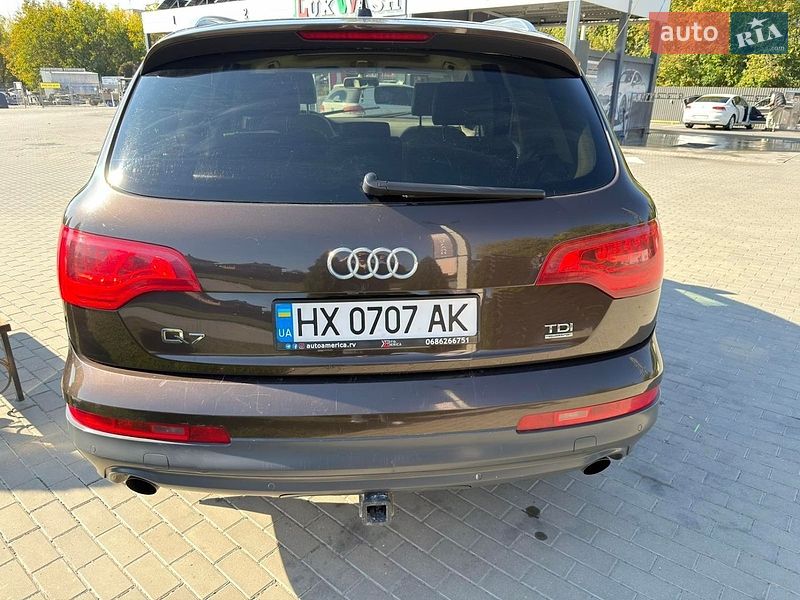 Позашляховик / Кросовер Audi Q7 2010 в Кам'янець-Подільському