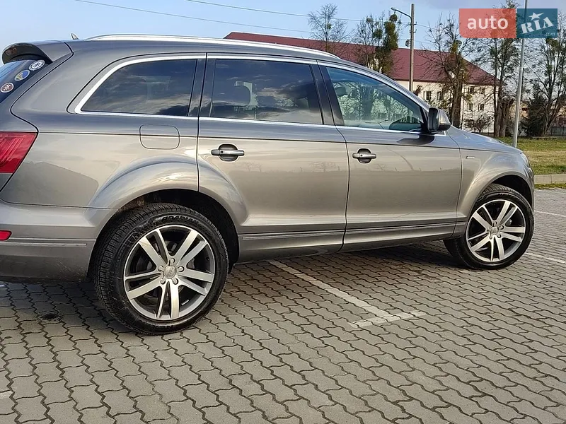 Audi Q7
