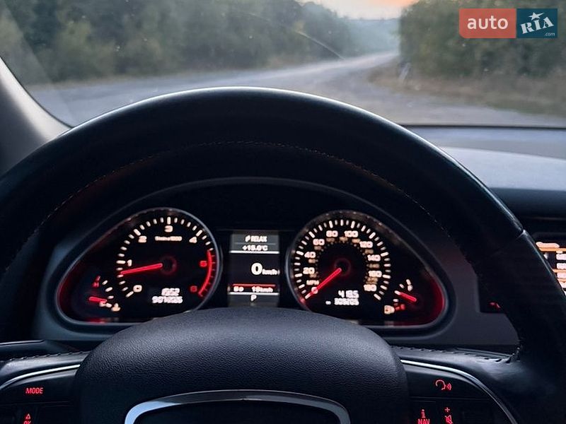 Позашляховик / Кросовер Audi Q7 2013 в Тернополі
