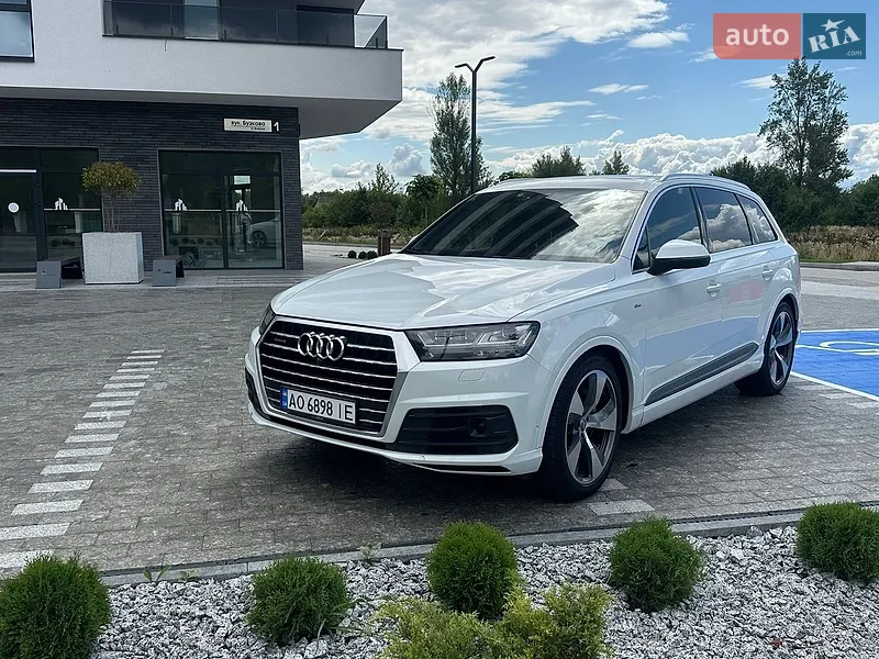 Audi Q7