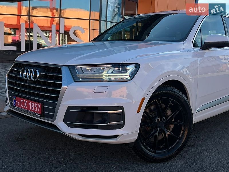 Внедорожник / Кроссовер Audi Q7 2017 в Киеве