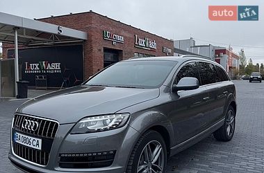 Позашляховик / Кросовер Audi Q7 2015 в Кропивницькому