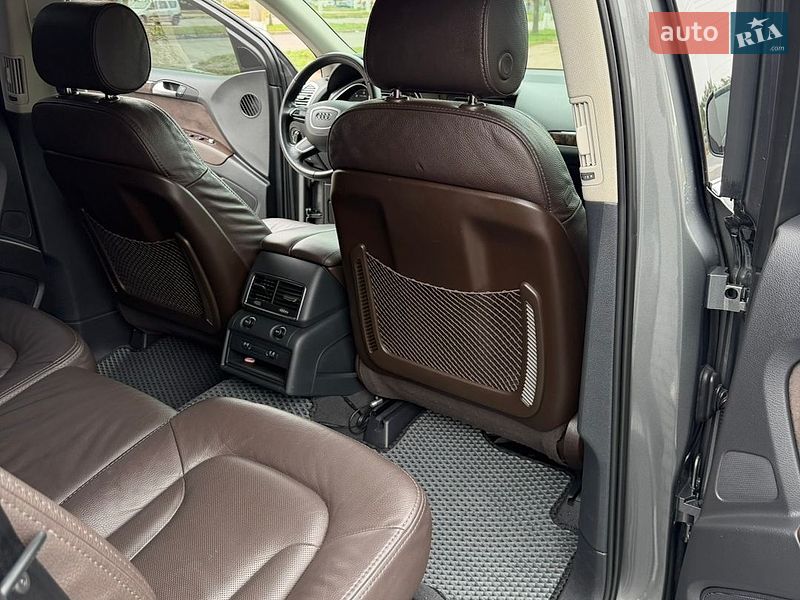 Позашляховик / Кросовер Audi Q7 2015 в Кропивницькому