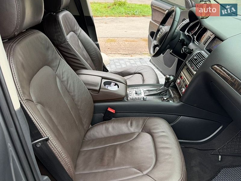 Позашляховик / Кросовер Audi Q7 2015 в Кропивницькому