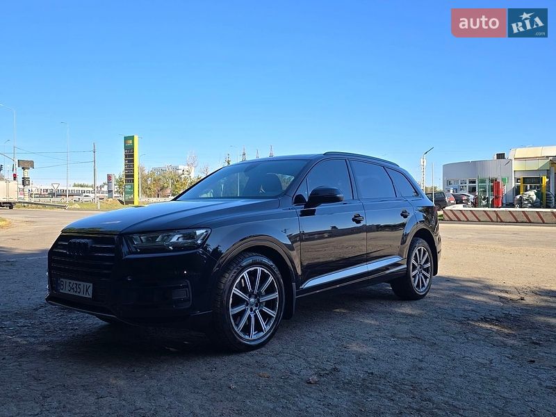 Внедорожник / Кроссовер Audi Q7 2018 в Полтаве