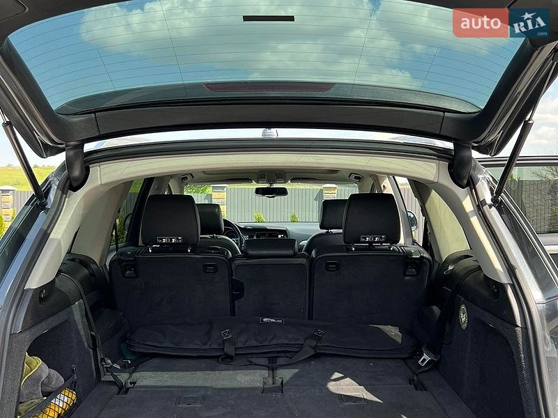 Позашляховик / Кросовер Audi Q7 2015 в Поляниці