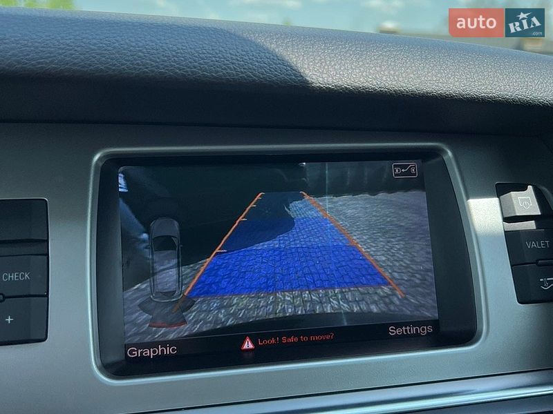 Позашляховик / Кросовер Audi Q7 2015 в Поляниці