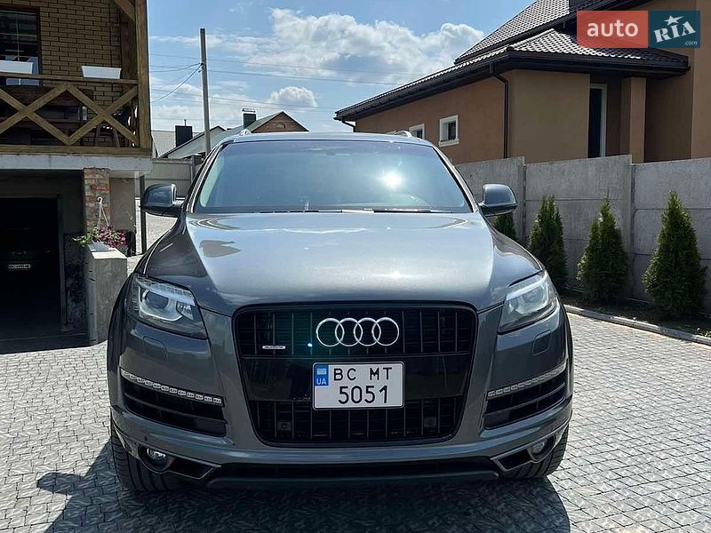 Позашляховик / Кросовер Audi Q7 2015 в Поляниці