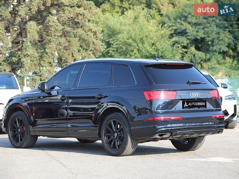 Позашляховик / Кросовер Audi Q7 2016 в Харкові