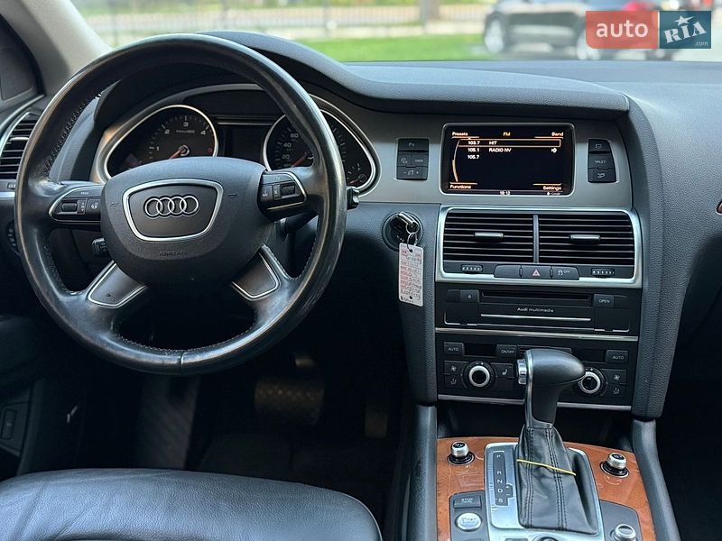 Внедорожник / Кроссовер Audi Q7 2015 в Ровно