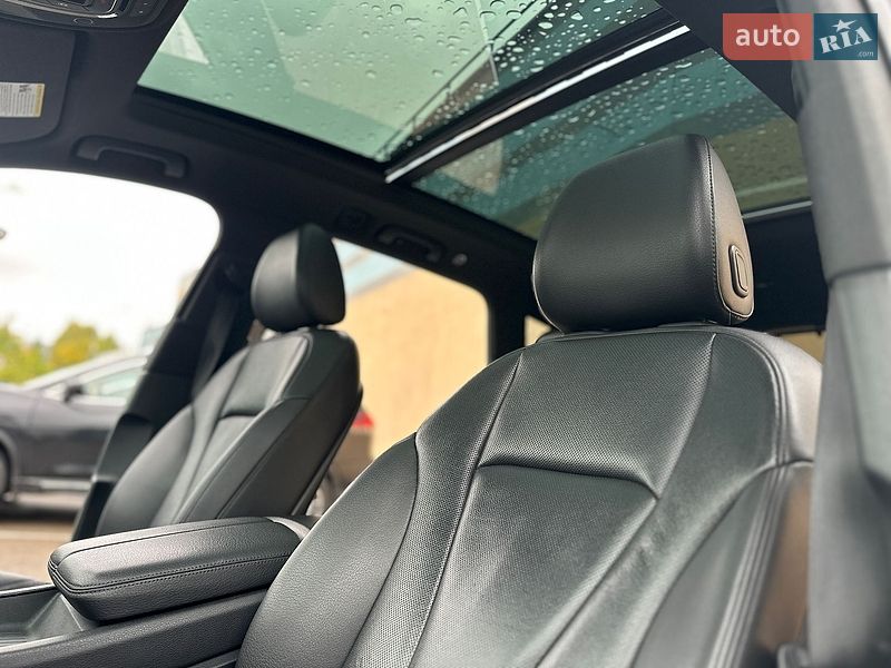 Внедорожник / Кроссовер Audi Q7 2018 в Киеве
