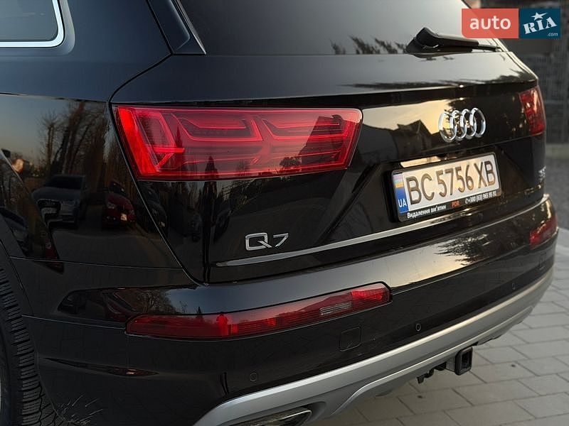 Внедорожник / Кроссовер Audi Q7 2017 в Виннице