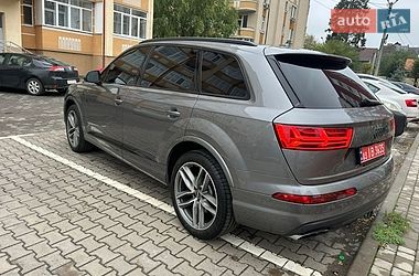 Внедорожник / Кроссовер Audi Q7 2017 в Черновцах