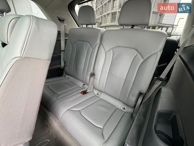 Внедорожник / Кроссовер Audi Q7 2016 в Черкассах фото 40 Внедорожник / Кроссовер Audi Q7 2016 в Черкассах