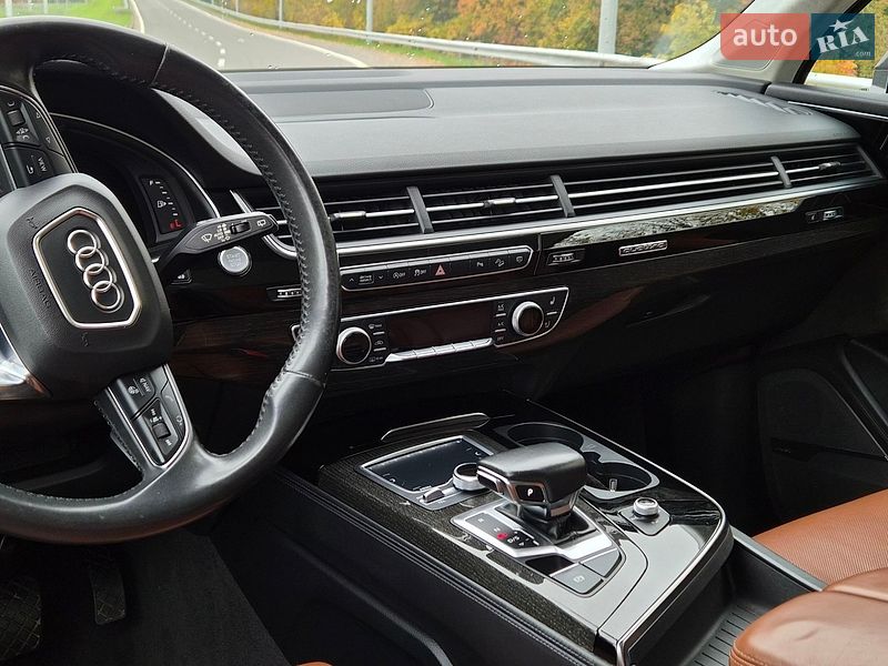 Внедорожник / Кроссовер Audi Q7 2018 в Киеве