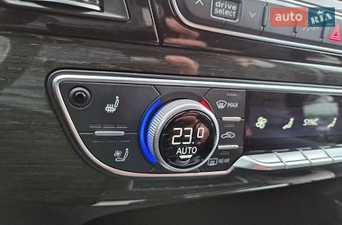 Внедорожник / Кроссовер Audi Q7 2018 в Киеве