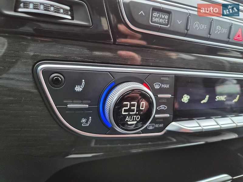 Внедорожник / Кроссовер Audi Q7 2018 в Киеве