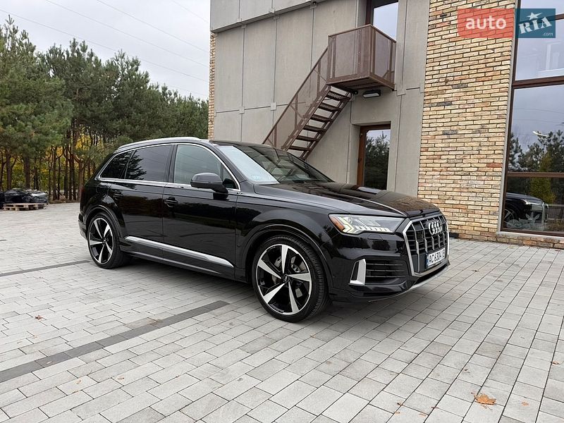 Внедорожник / Кроссовер Audi Q7 2019 в Луцке