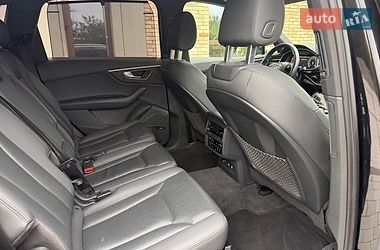 Внедорожник / Кроссовер Audi Q7 2019 в Луцке