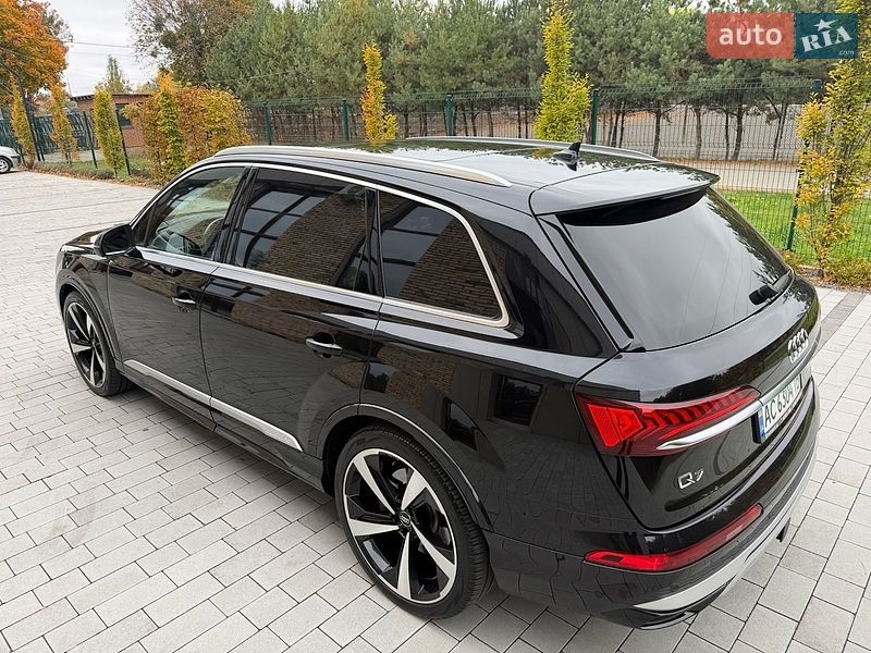 Внедорожник / Кроссовер Audi Q7 2019 в Луцке