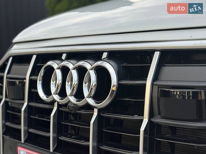 Позашляховик / Кросовер Audi Q7 2022 в Тернополі