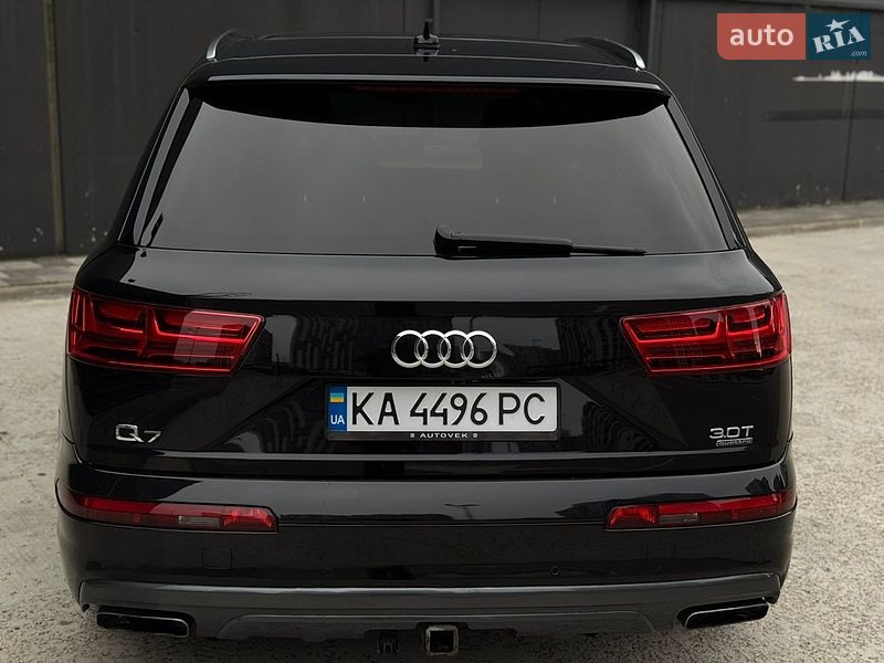 Позашляховик / Кросовер Audi Q7 2018 в Києві