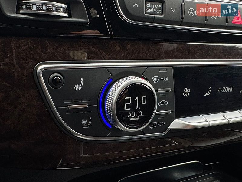 Позашляховик / Кросовер Audi Q7 2018 в Києві