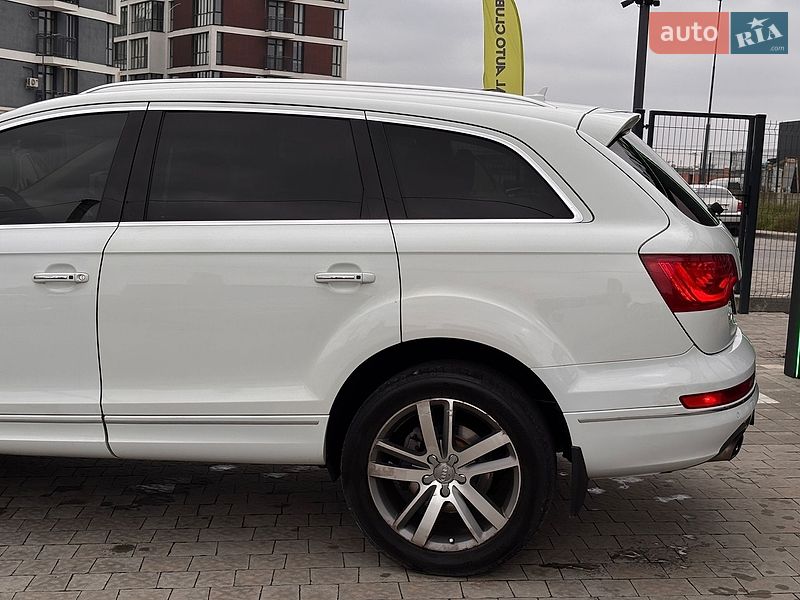 Внедорожник / Кроссовер Audi Q7 2015 в Львове