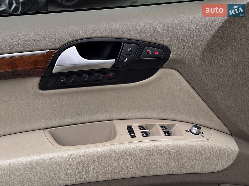 Внедорожник / Кроссовер Audi Q7 2015 в Львове