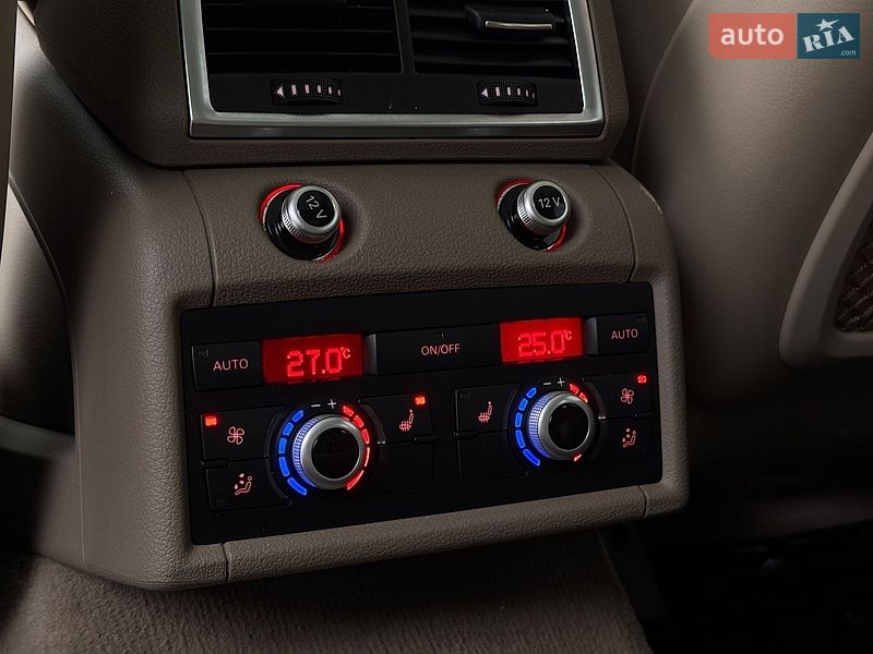 Внедорожник / Кроссовер Audi Q7 2015 в Львове