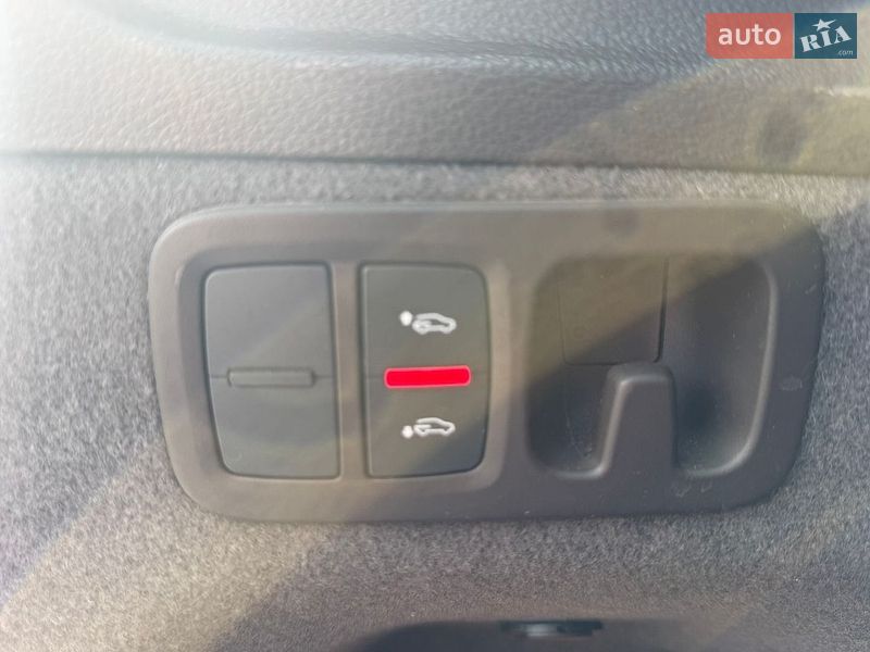 Позашляховик / Кросовер Audi Q7 2016 в Миколаєві