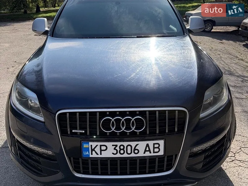 Audi Q7