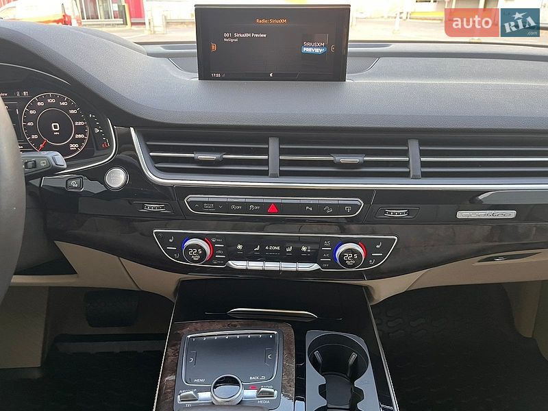 Позашляховик / Кросовер Audi Q7 2017 в Києві фото 26 Позашляховик / Кросовер Audi Q7 2017 в Києві