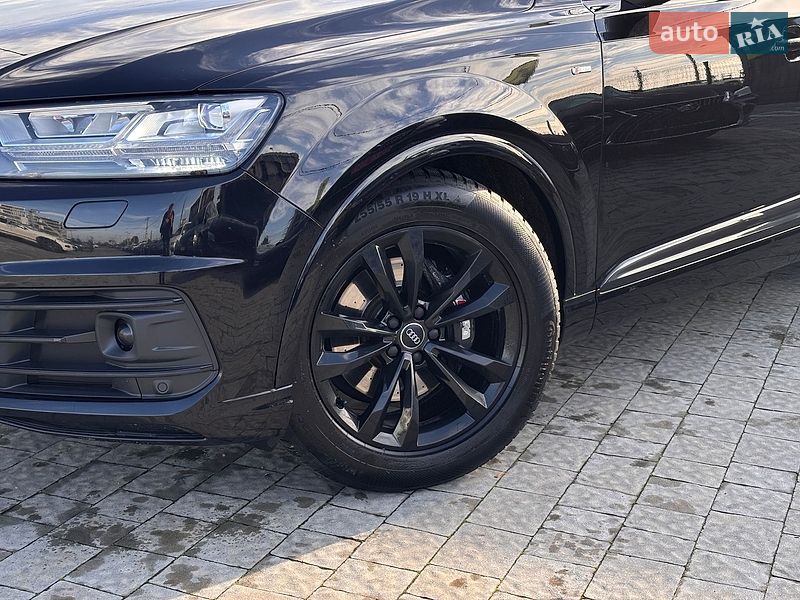 Внедорожник / Кроссовер Audi Q7 2017 в Львове