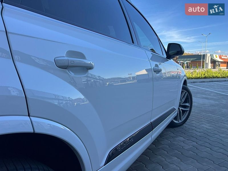 Позашляховик / Кросовер Audi Q7 2019 в Мукачевому
