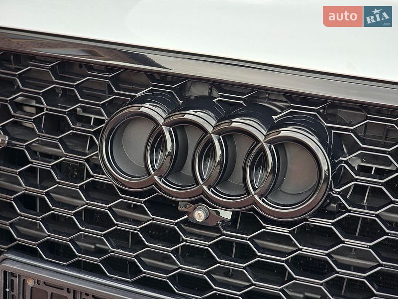 Внедорожник / Кроссовер Audi Q7 2018 в Черновцах