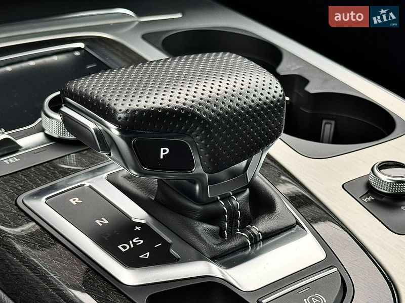 Позашляховик / Кросовер Audi Q7 2018 в Києві фото 49 Позашляховик / Кросовер Audi Q7 2018 в Києві