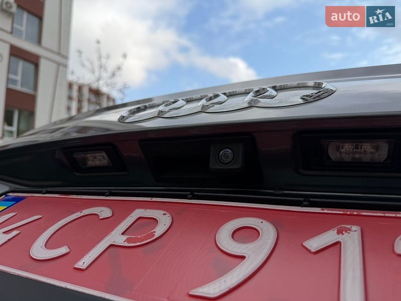 Позашляховик / Кросовер Audi Q7 2016 в Івано-Франківську