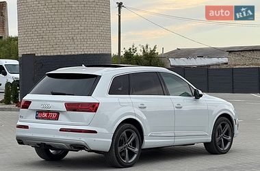 Позашляховик / Кросовер Audi Q7 2018 в Дубні фото 5 Позашляховик / Кросовер Audi Q7 2018 в Дубні
