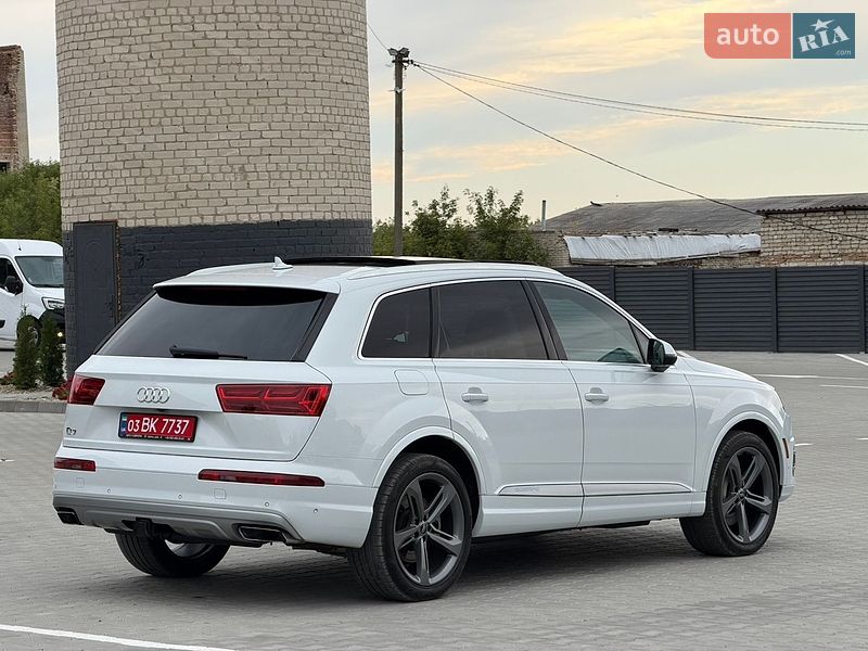 Позашляховик / Кросовер Audi Q7 2018 в Дубні фото 5 Позашляховик / Кросовер Audi Q7 2018 в Дубні