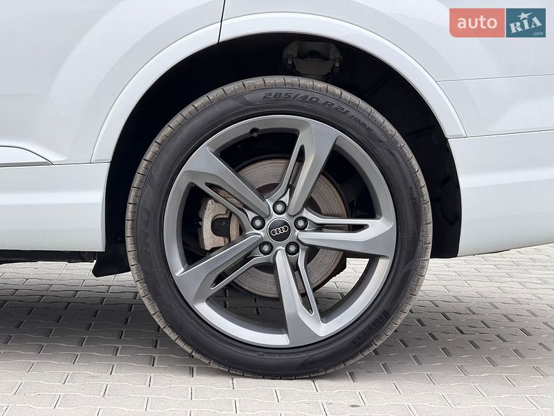 Позашляховик / Кросовер Audi Q7 2018 в Дубні фото 25 Позашляховик / Кросовер Audi Q7 2018 в Дубні