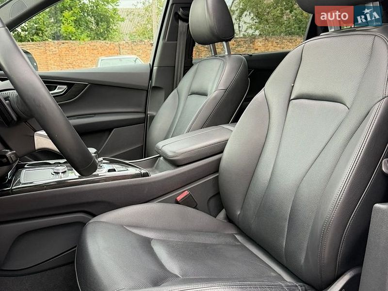 Позашляховик / Кросовер Audi Q7 2018 в Дубні фото 38 Позашляховик / Кросовер Audi Q7 2018 в Дубні