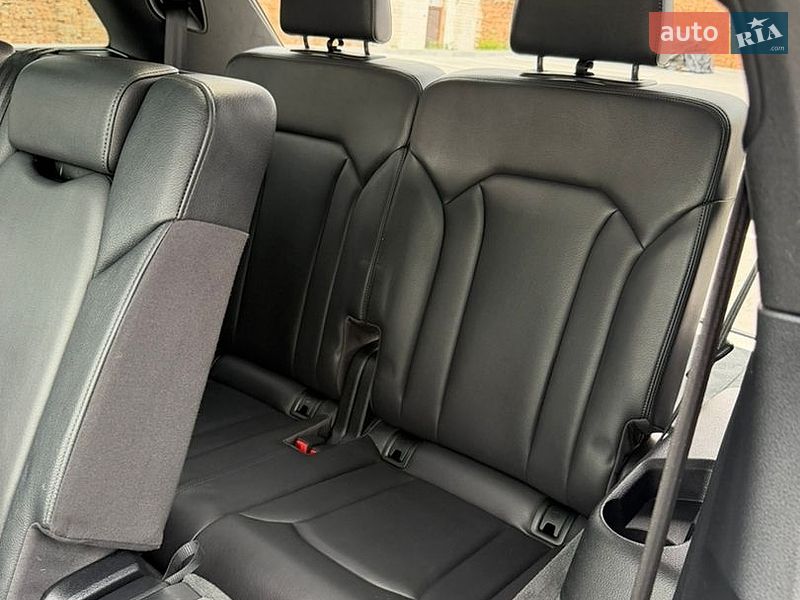Позашляховик / Кросовер Audi Q7 2018 в Дубні фото 81 Позашляховик / Кросовер Audi Q7 2018 в Дубні