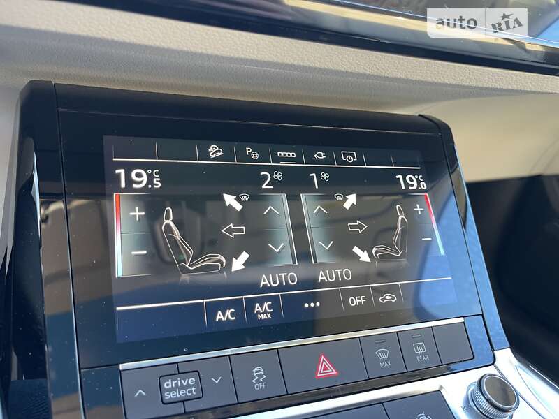 Позашляховик / Кросовер Audi Q8 e-tron 2023 в Хмельницькому