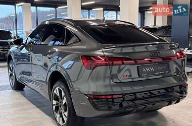 Позашляховик / Кросовер Audi Q8 e-tron 2023 в Львові